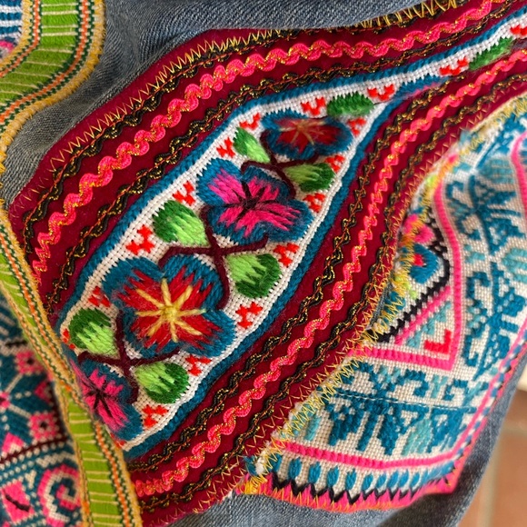 LOUIE OOAK Western Denim Skirt Vtg Rare Mexican Hand Embroidered Embellishment 2 - Picture 8 of 13